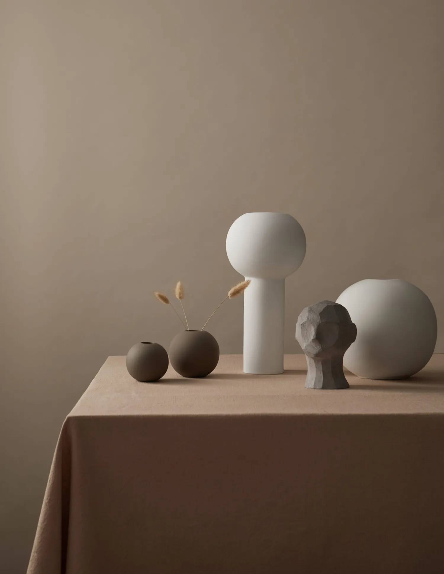 ball_vase_white_1.webp Shop Ball Vase White Vases