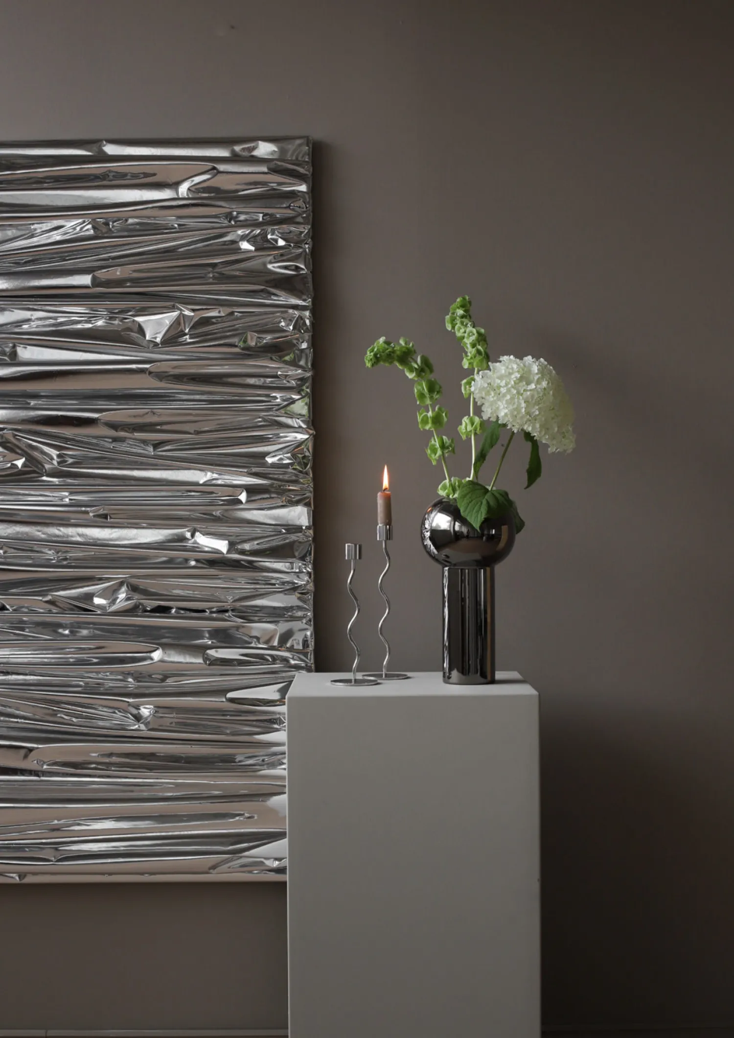 curved_candleholder_cm_stainless_steel_1-1.webp Clearance Curved Candleholder 23cm Stainless Steel Candlesticks & Candle Holders