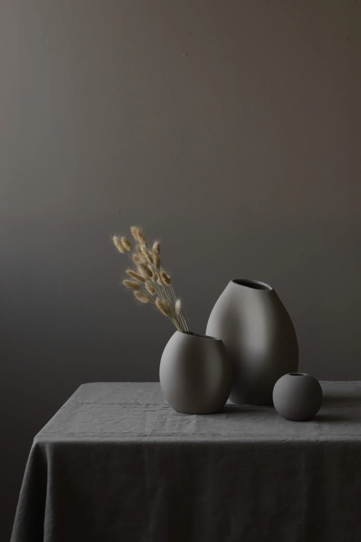 lee_vase_sand_cm_3.webp Store Lee Vase Sand 18cm Vases