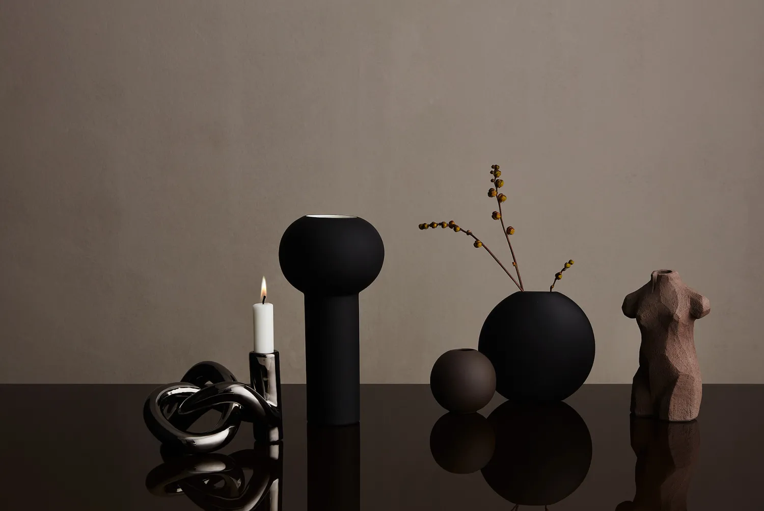 pastille_black_1.webp Sale Pastille Black Vases