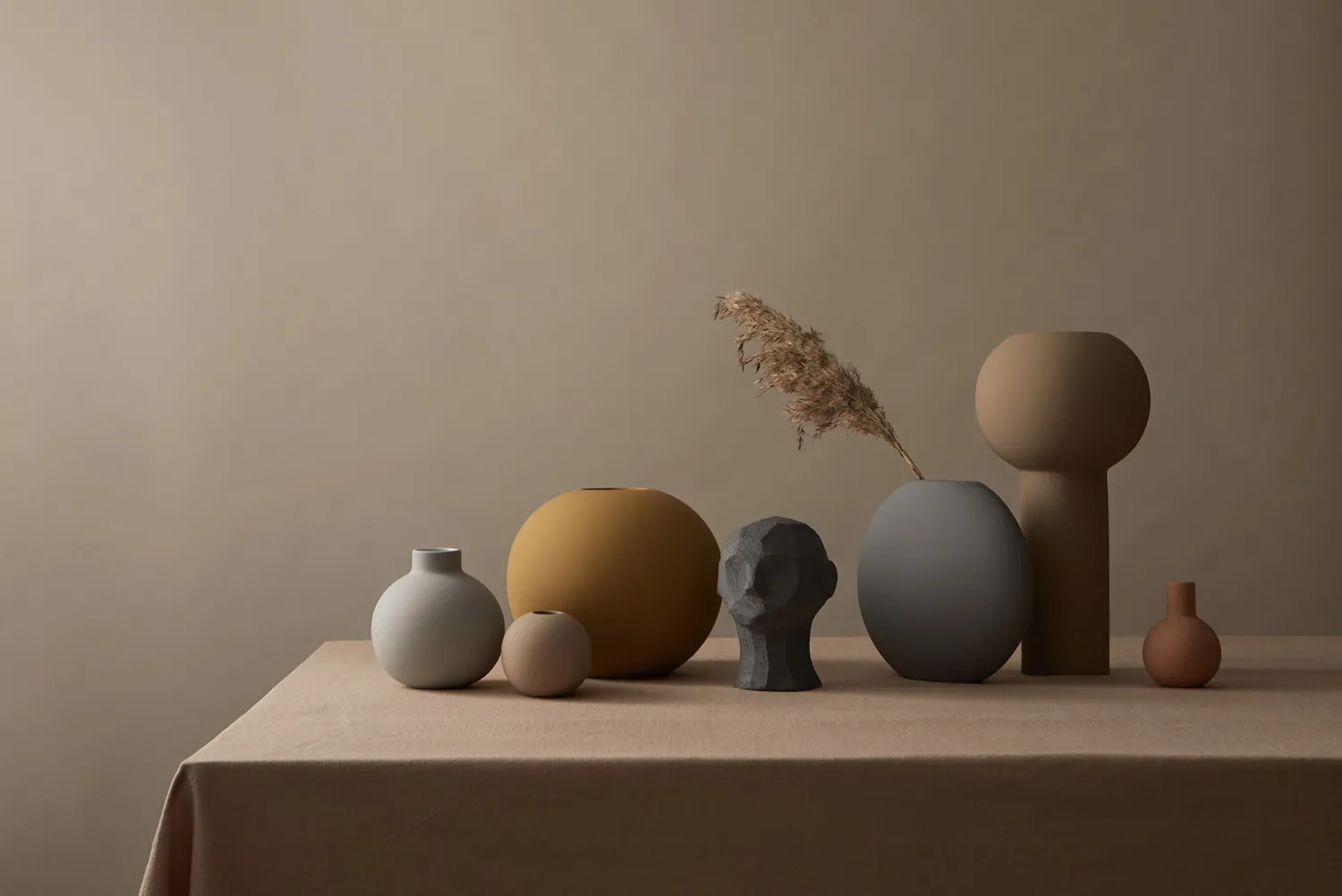 pastille_grey_1.webp Hot Pastille Grey Vases